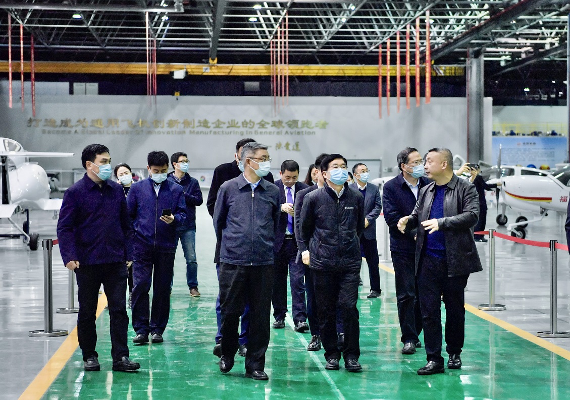 浙江省政协副主席郑继伟调研k8凯发航空产业
