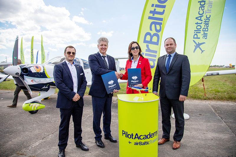 Diamond Aircraft and airBaltic sign LOI: Electric aircraft to join Pilot Academy